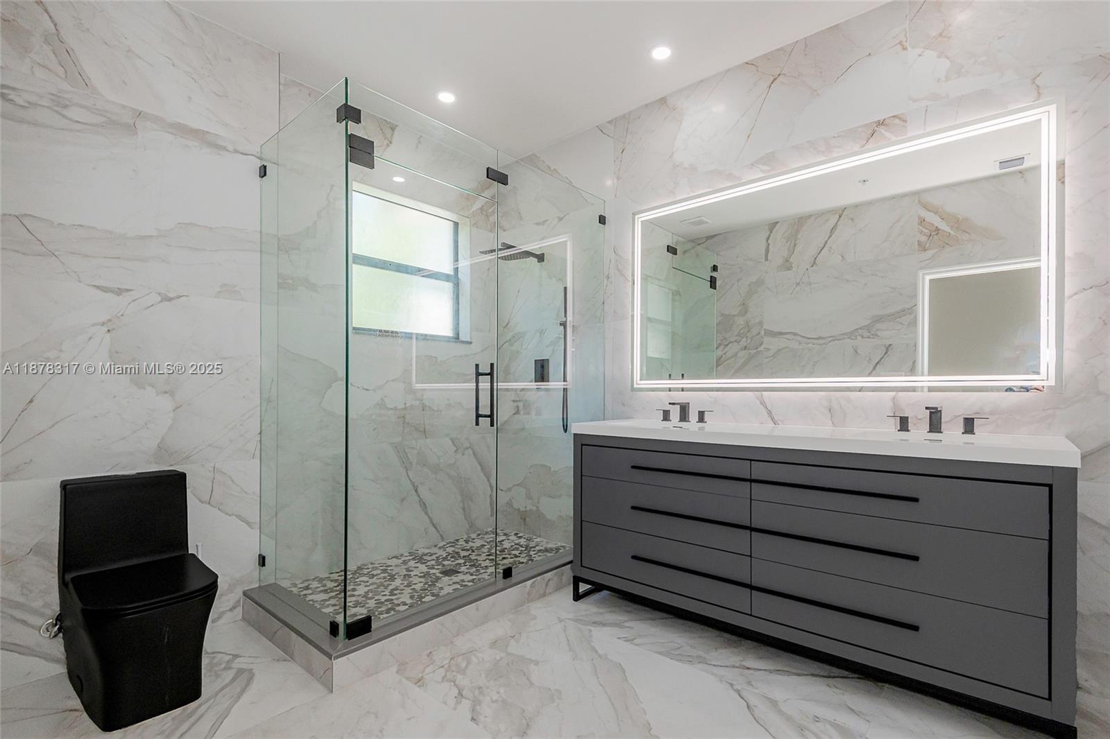 STELLAR PEMBROKE PINES - Residential Lease