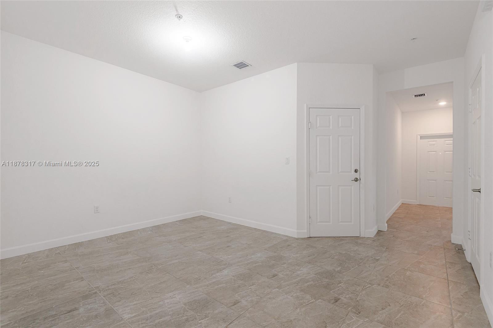 STELLAR PEMBROKE PINES - Residential Lease