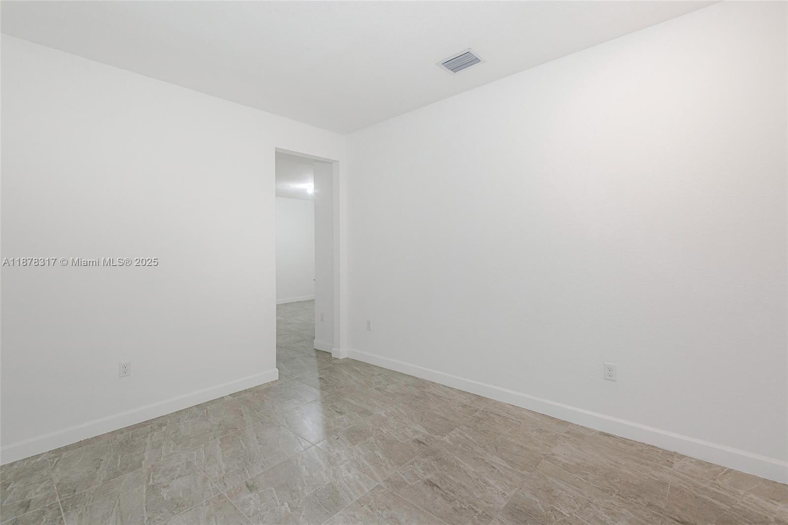 STELLAR PEMBROKE PINES - Residential Lease