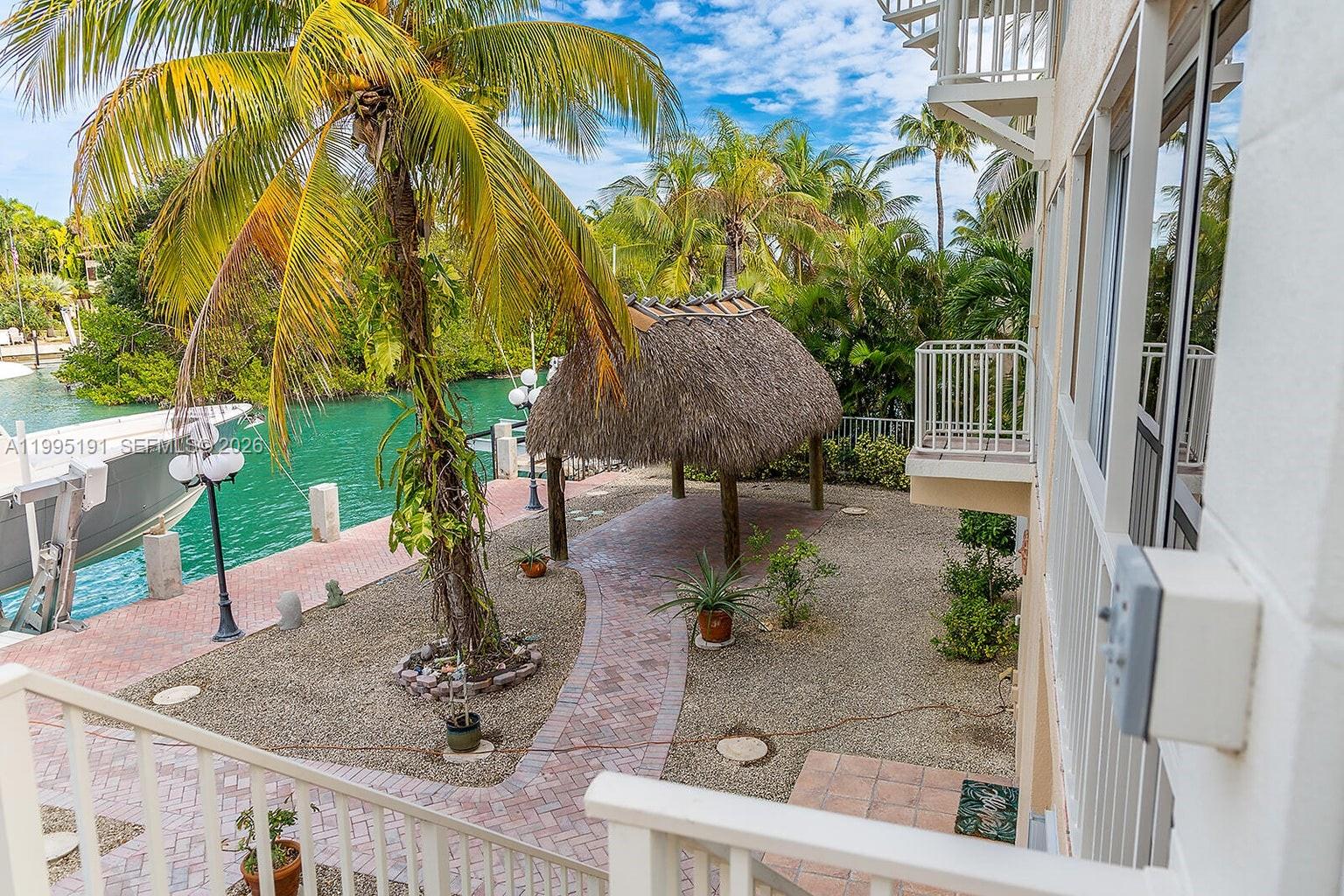 PLANTATION ISLAND - Residential