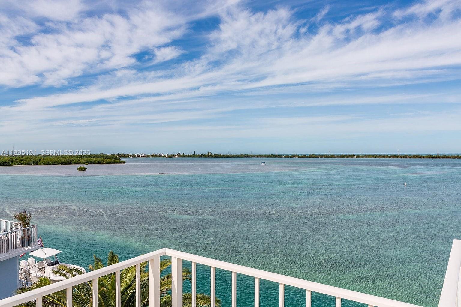 PLANTATION ISLAND - Residential
