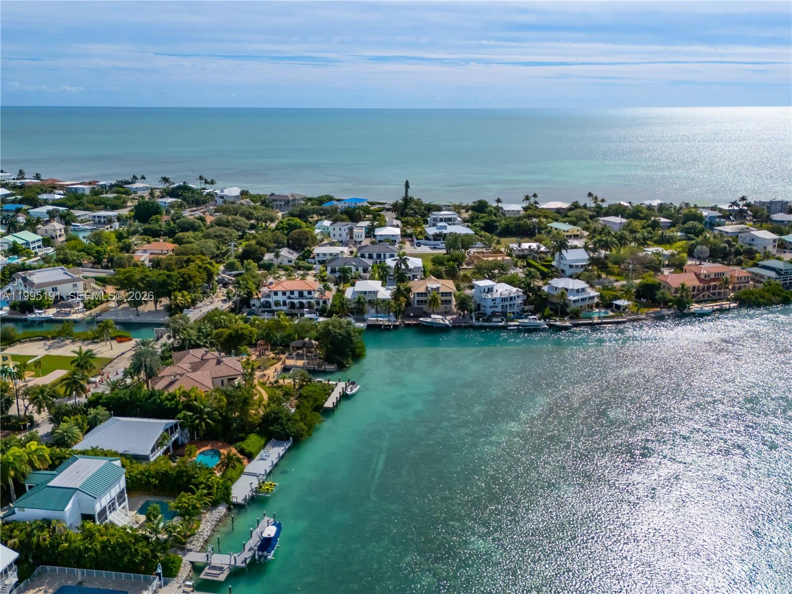 PLANTATION ISLAND - Residential