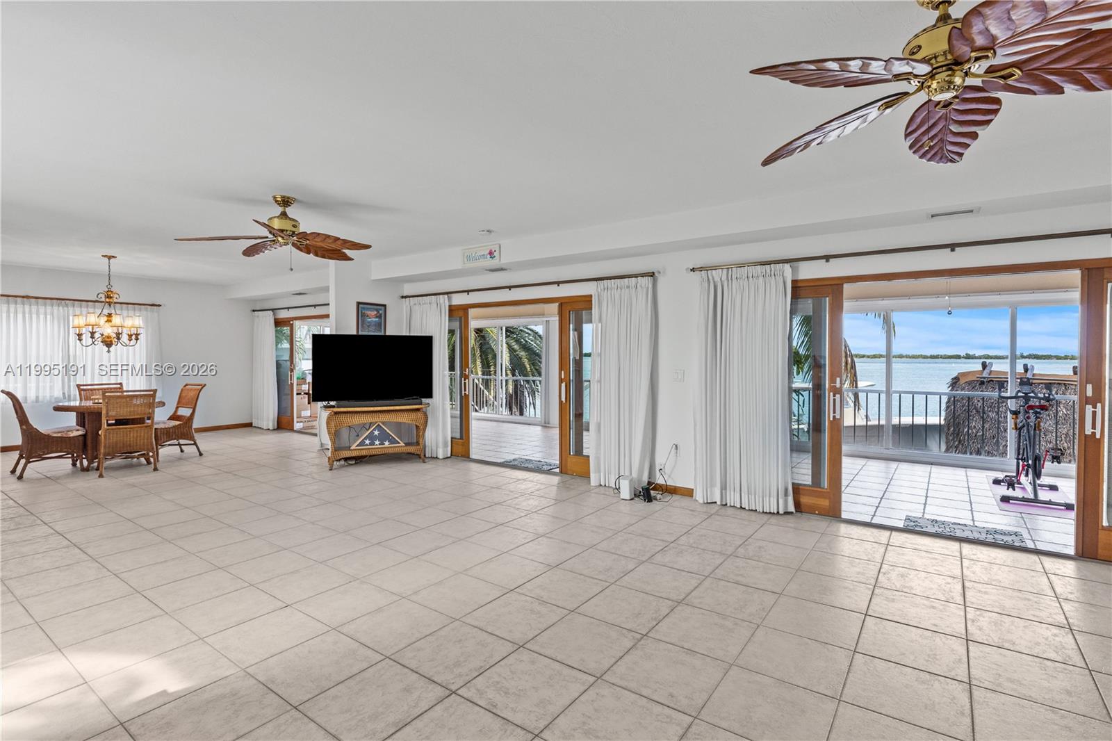PLANTATION ISLAND - Residential