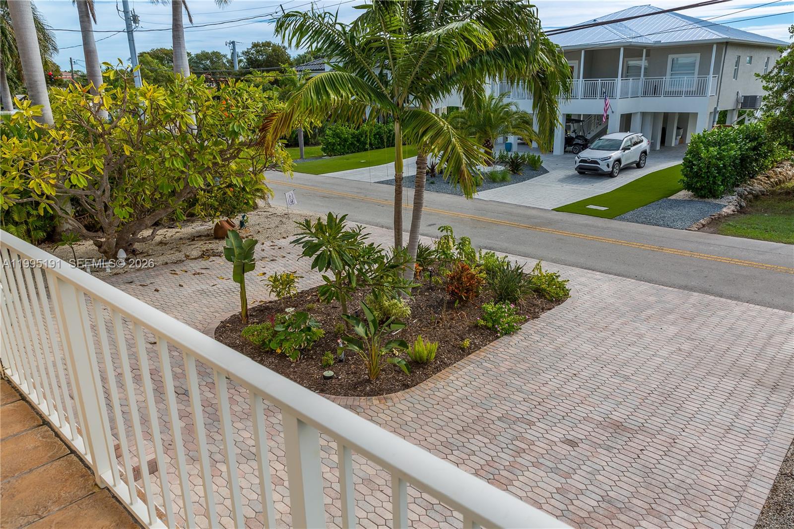 PLANTATION ISLAND - Residential