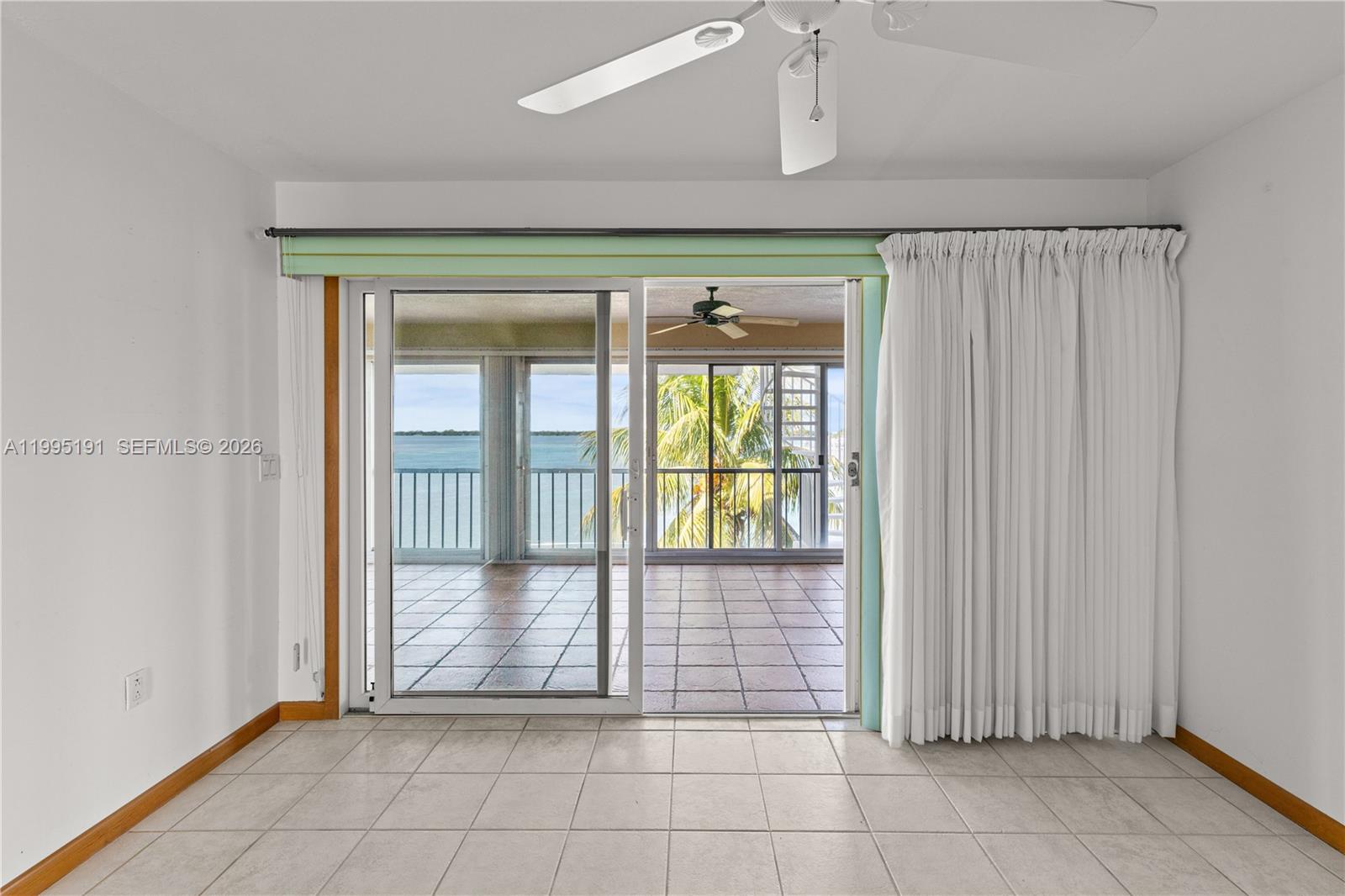 PLANTATION ISLAND - Residential