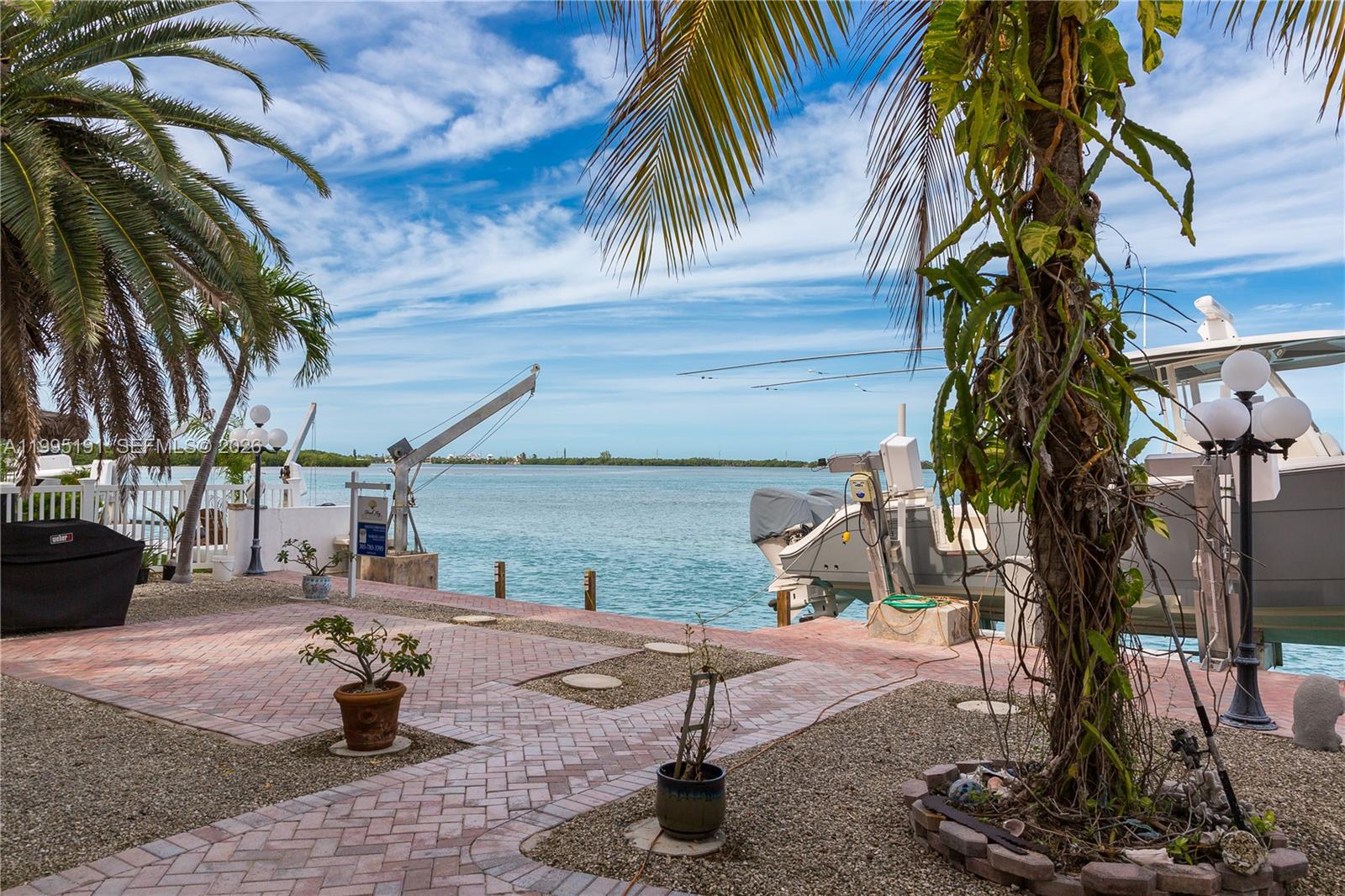 PLANTATION ISLAND - Residential