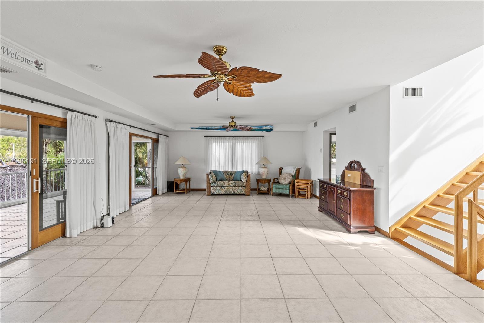 PLANTATION ISLAND - Residential