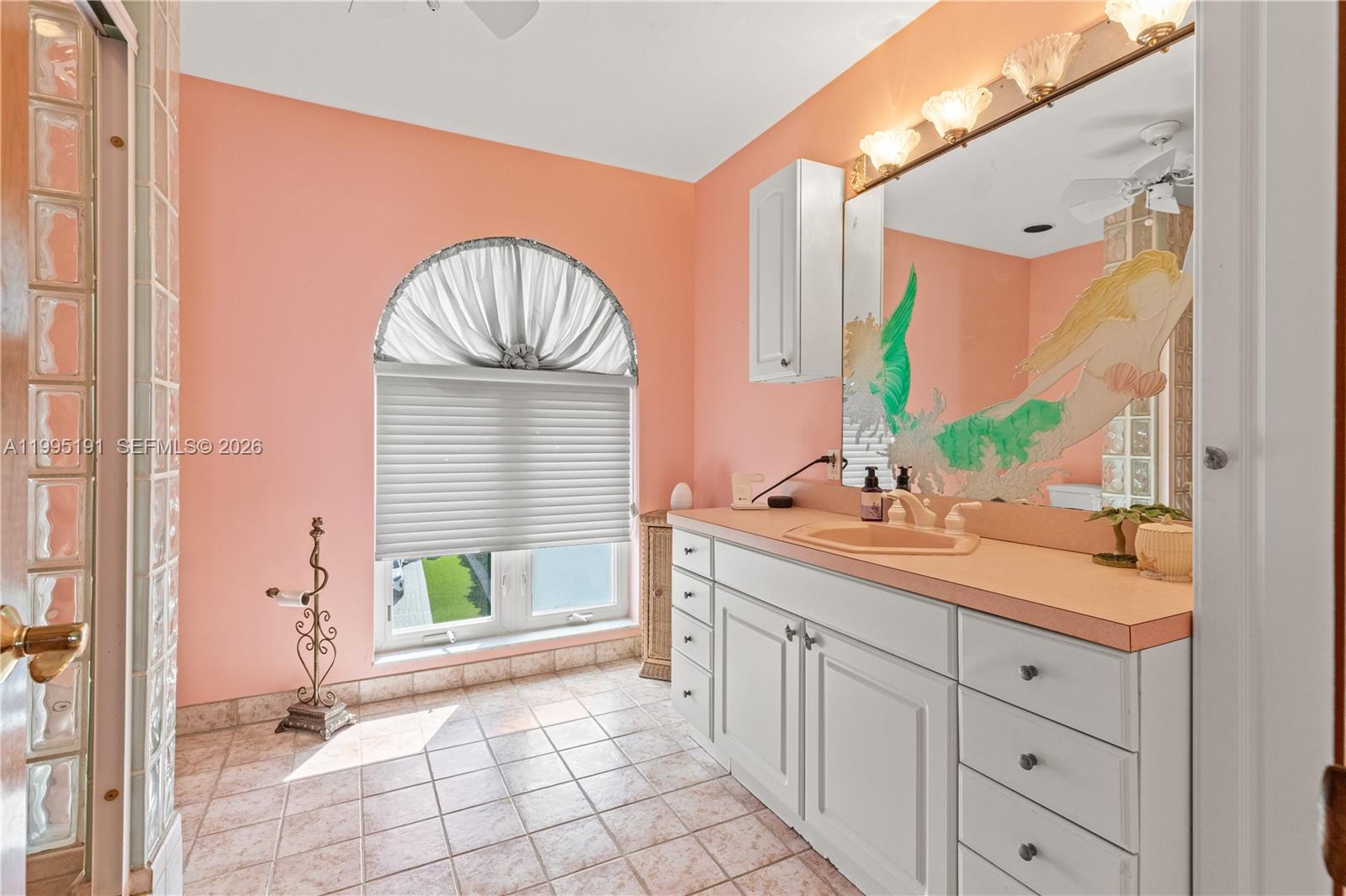 PLANTATION ISLAND - Residential