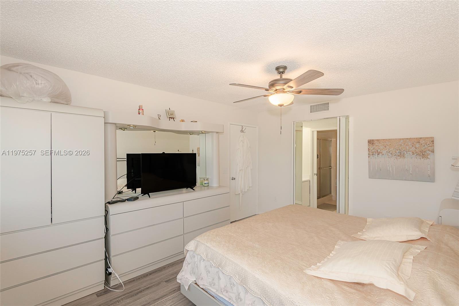 SUFFOLK AT CENTURY VILLAG - Residential