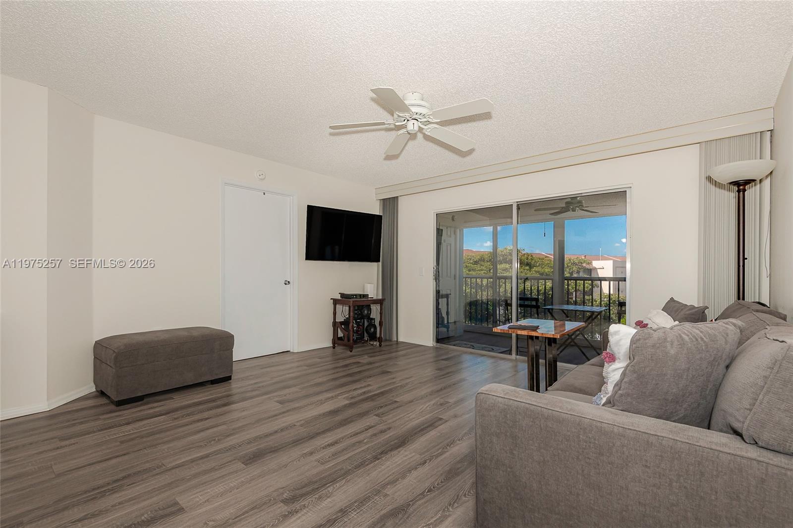 SUFFOLK AT CENTURY VILLAG - Residential