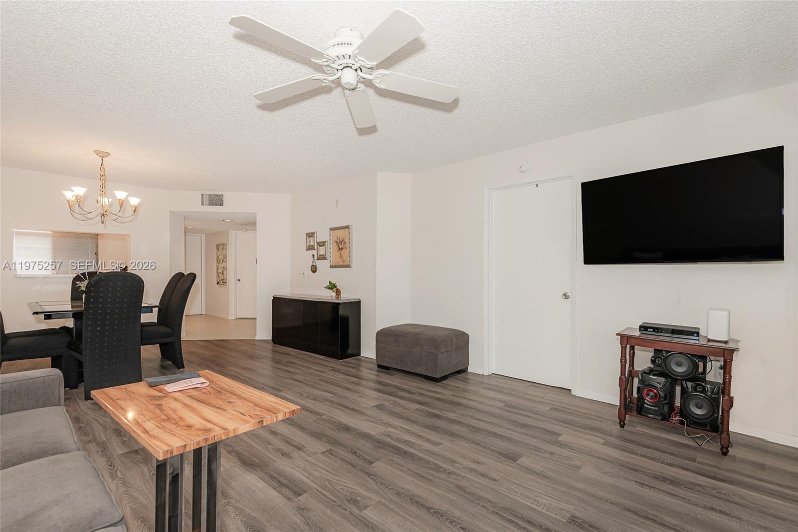 SUFFOLK AT CENTURY VILLAG - Residential