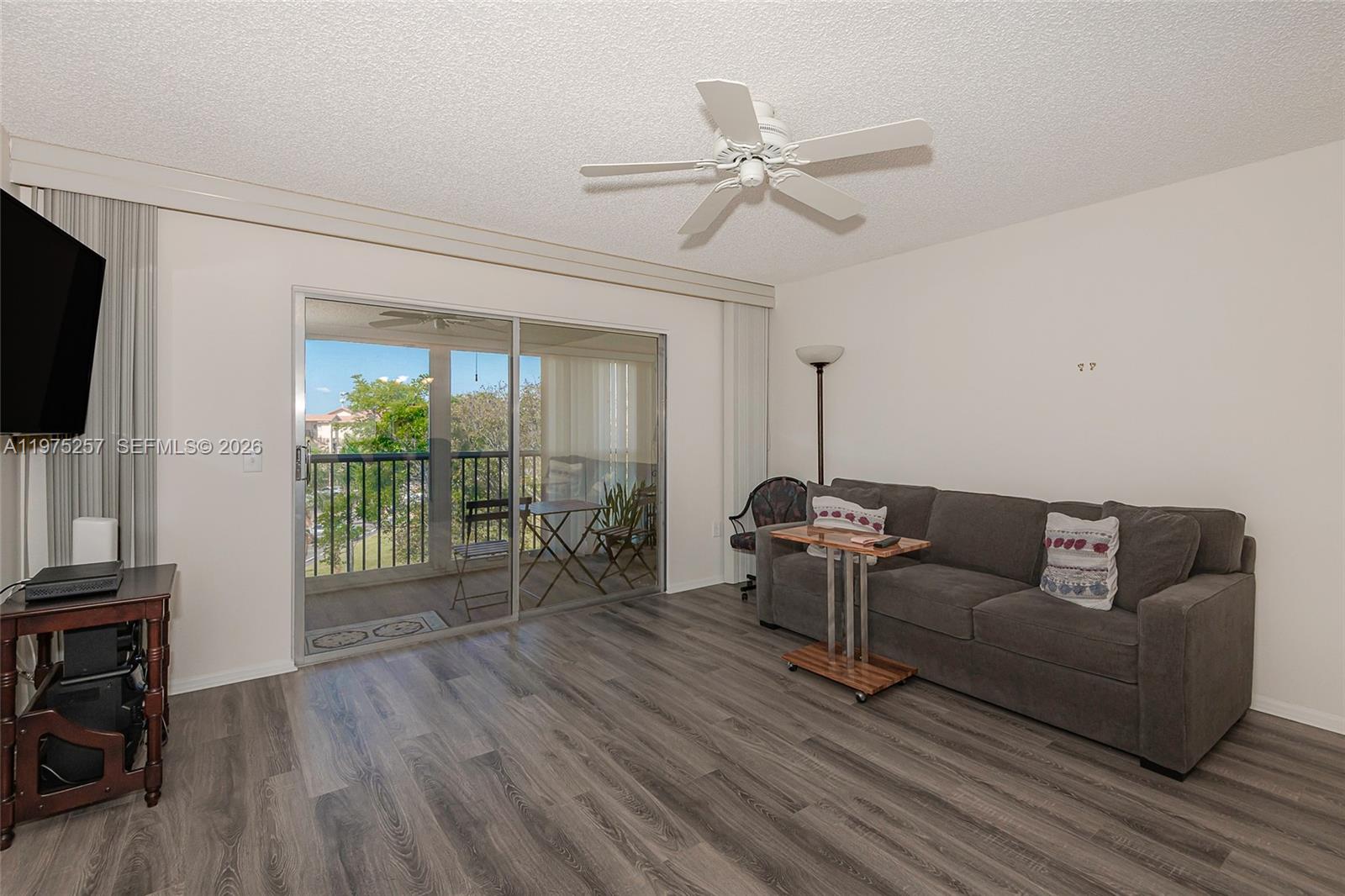 SUFFOLK AT CENTURY VILLAG - Residential