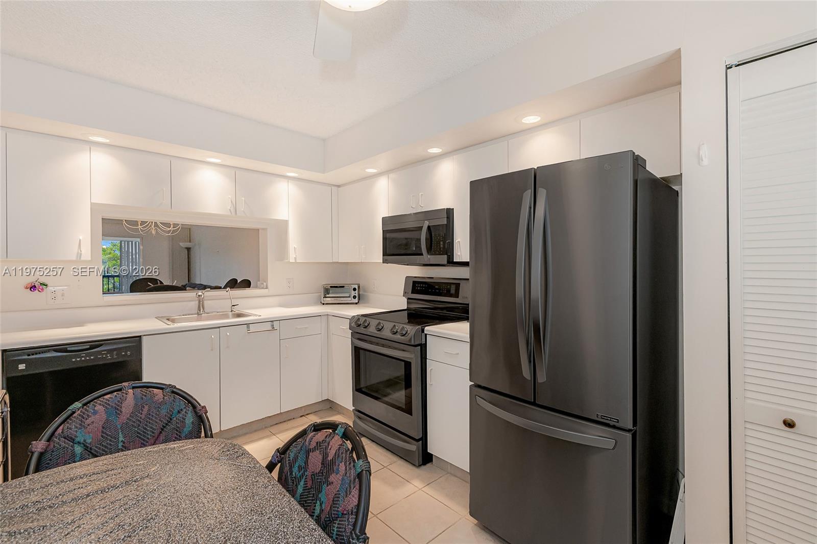 SUFFOLK AT CENTURY VILLAG - Residential