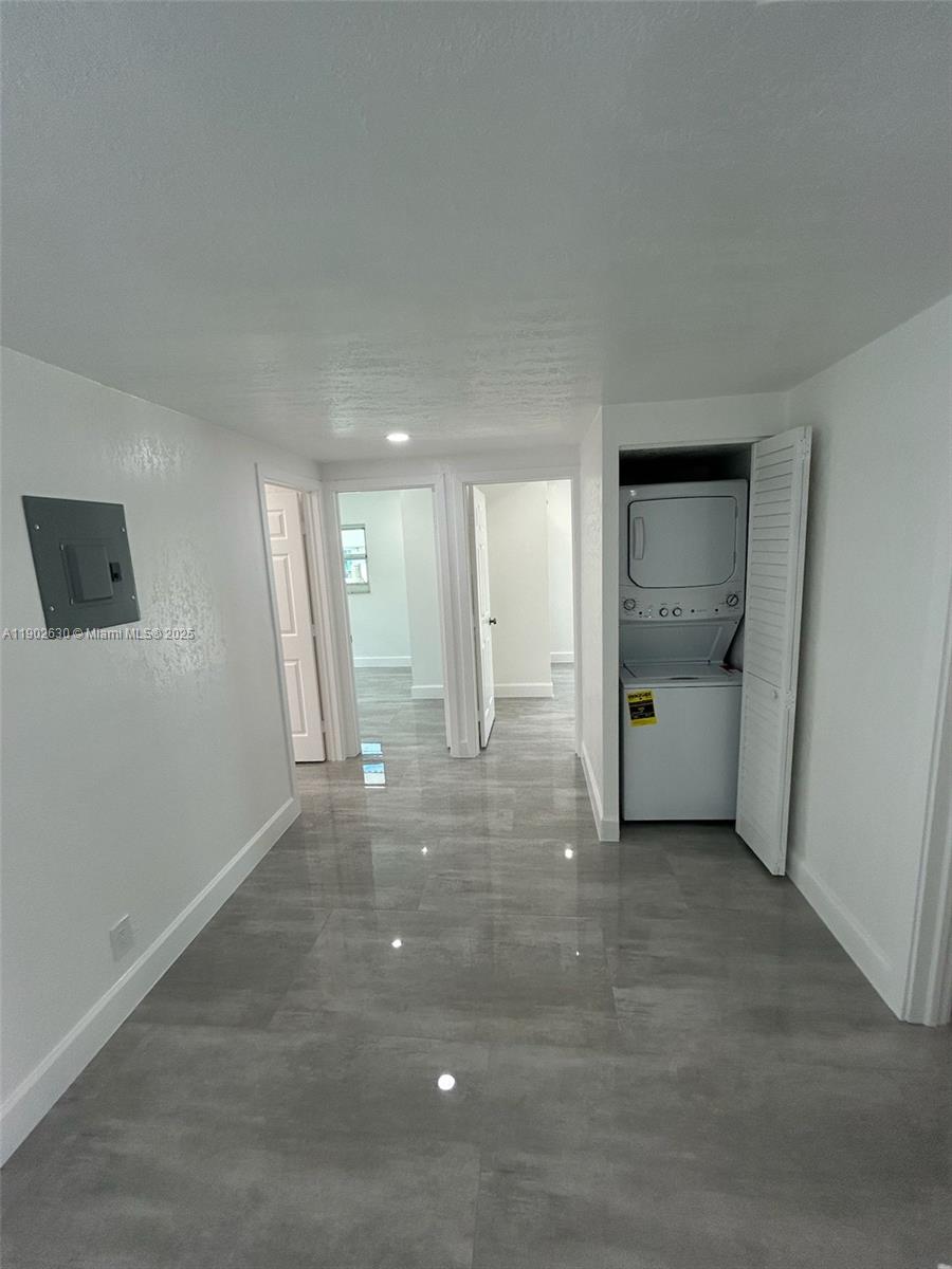 ROYAL PALM VISTA 2 ADD - Residential Lease