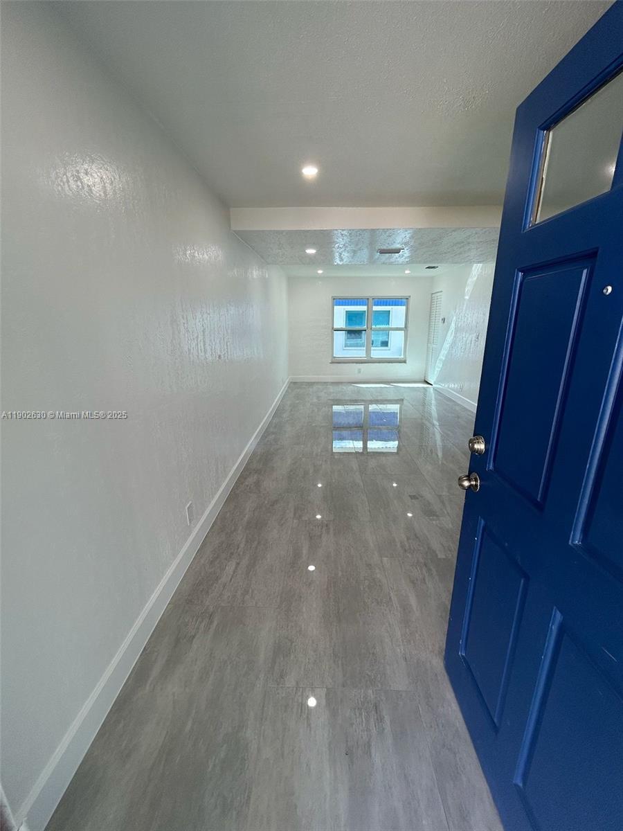 ROYAL PALM VISTA 2 ADD - Residential Lease