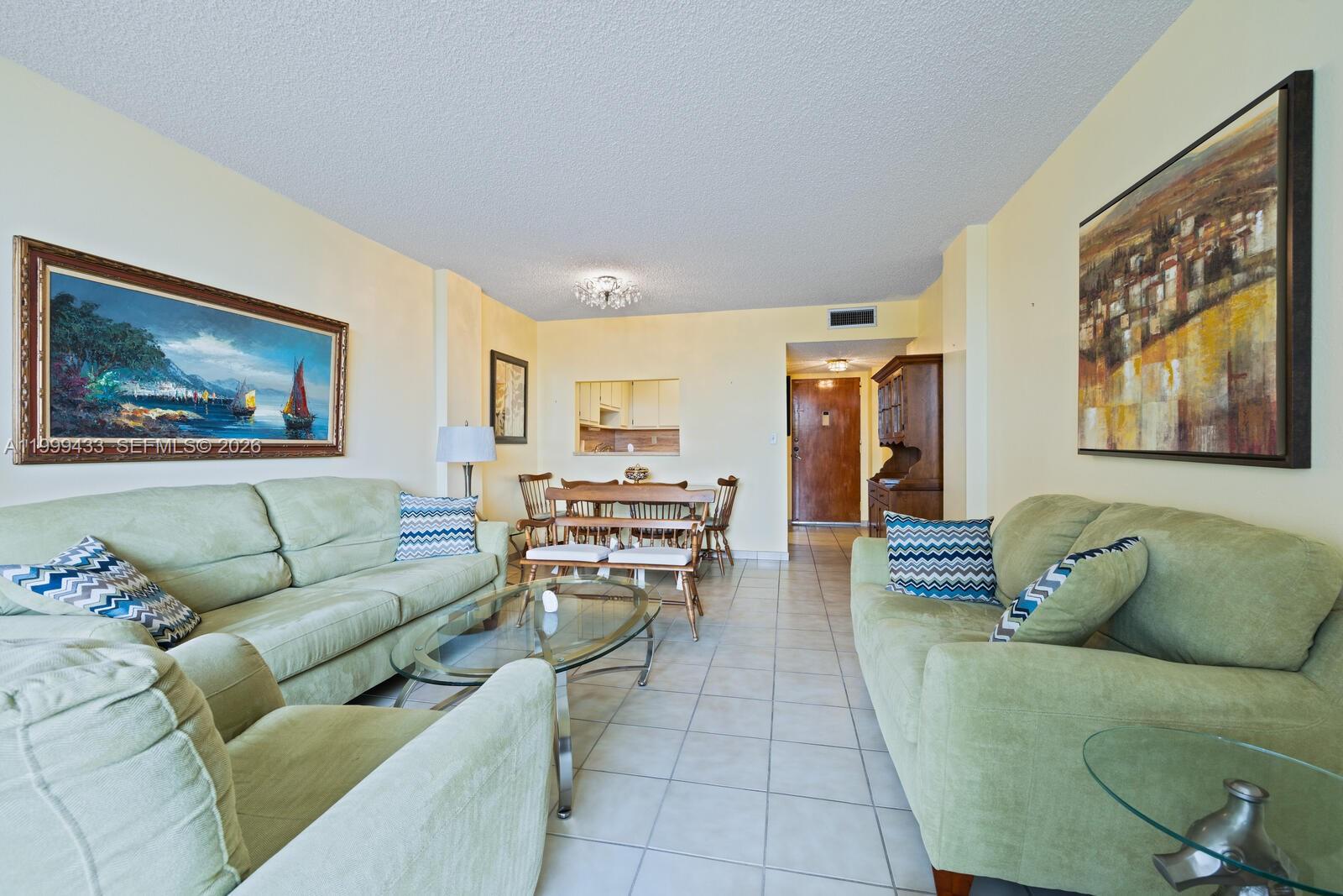 ISLA DEL MAR CONDO - Residential