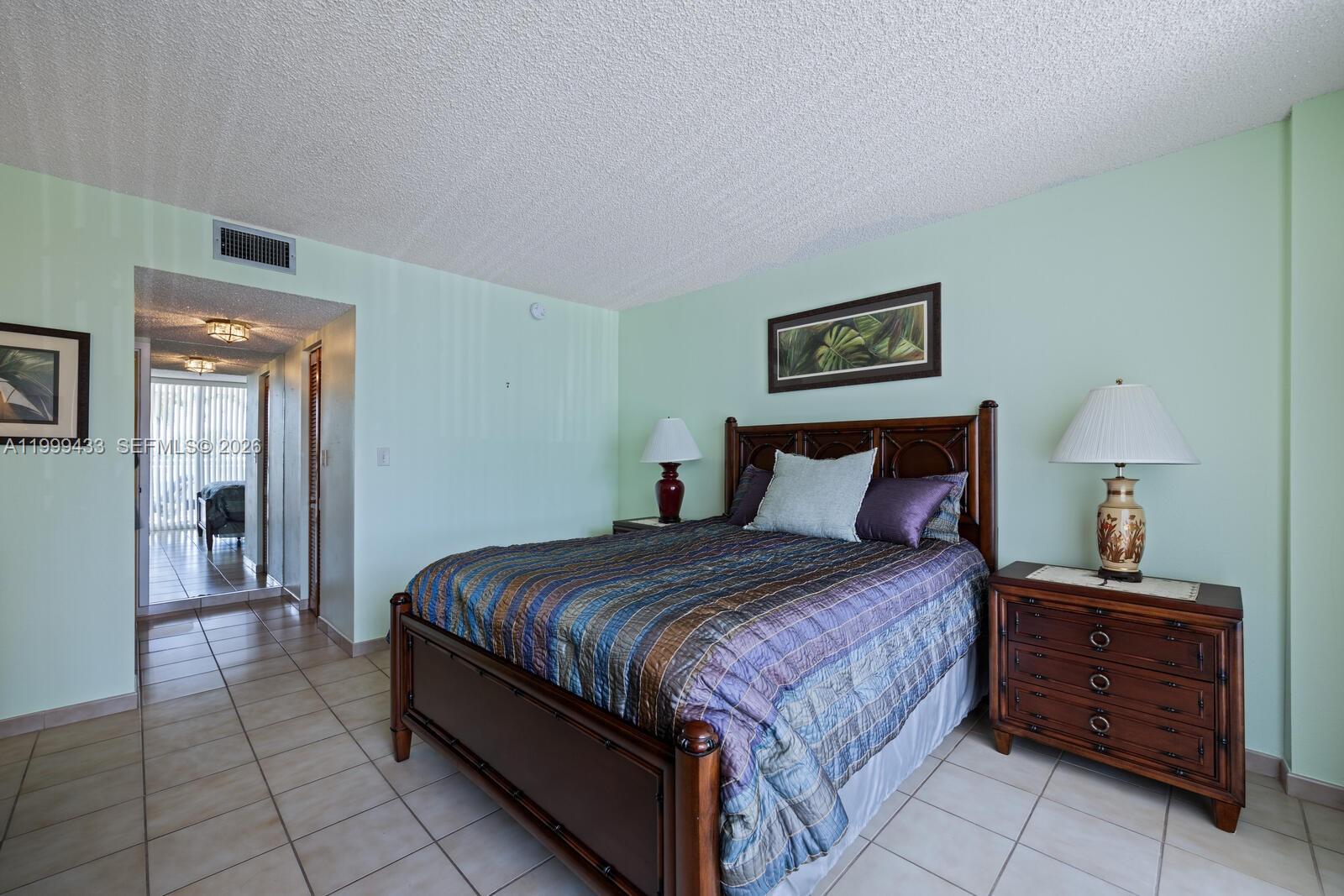 ISLA DEL MAR CONDO - Residential