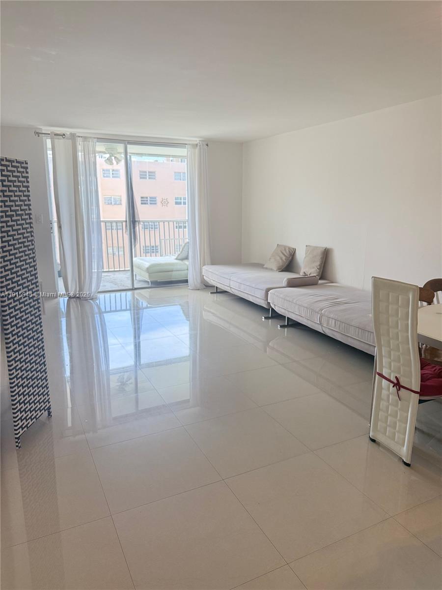 MEADOWBROOK TOWERS CONDO - Residential