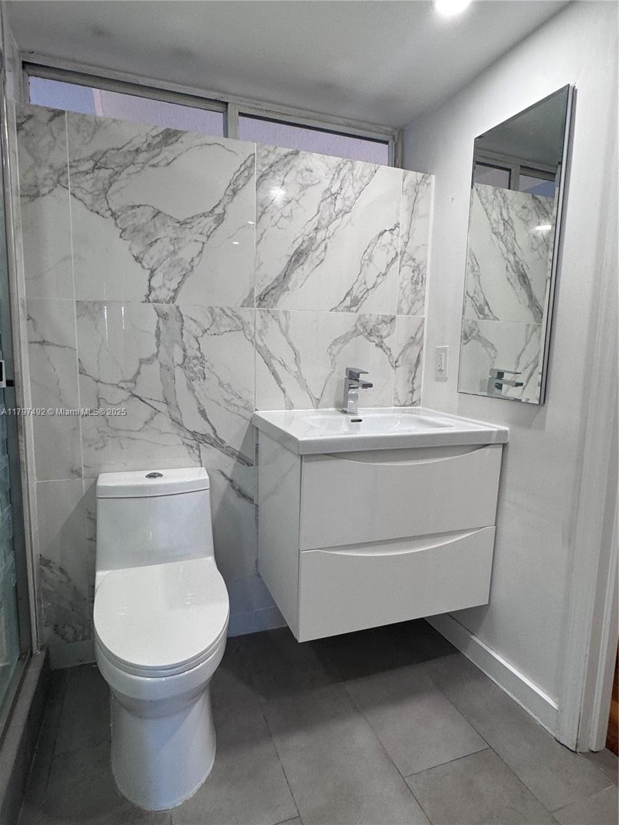 NIRVANA CONDO NO FOUR CON - Residential