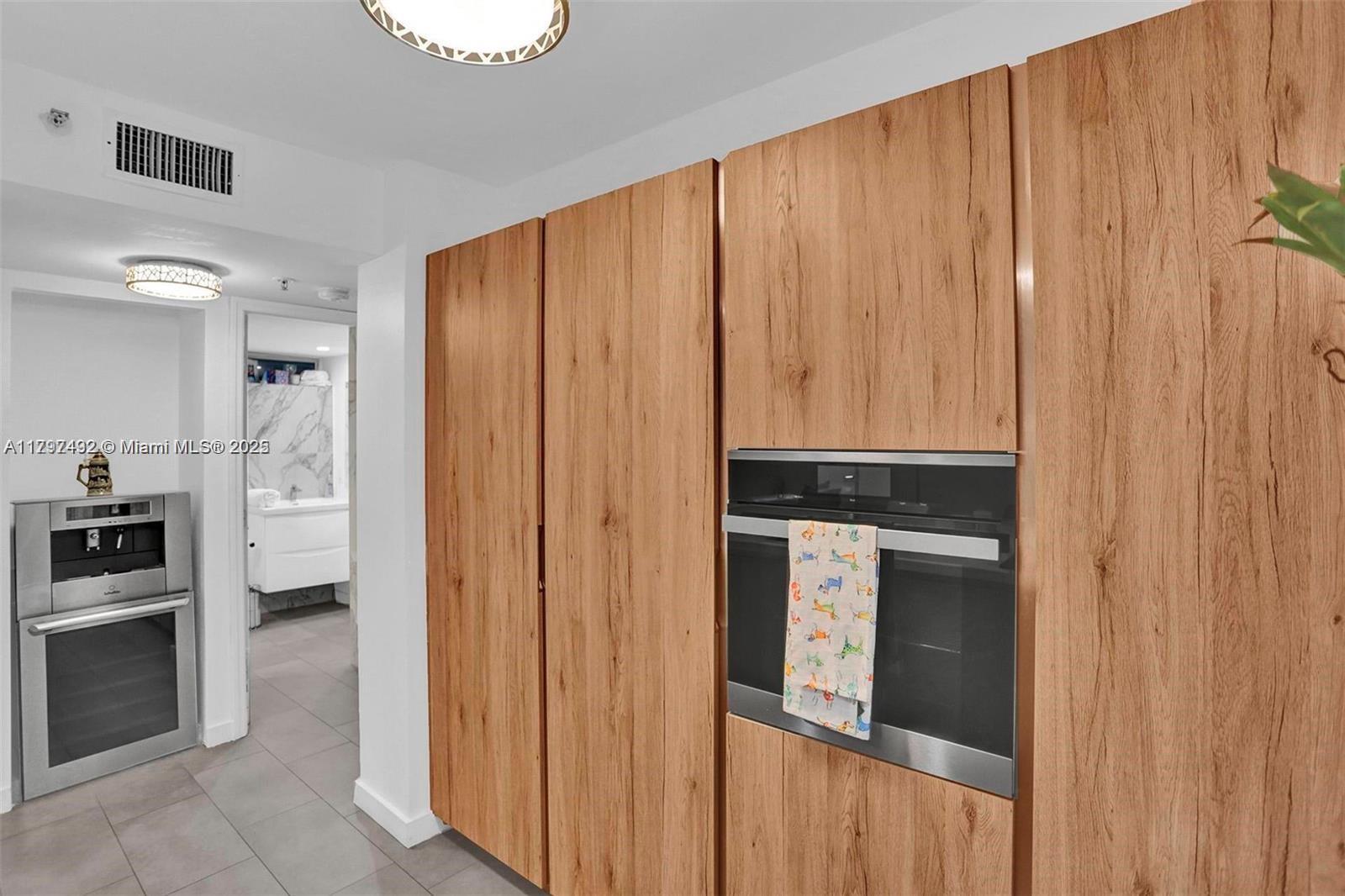 NIRVANA CONDO NO FOUR CON - Residential