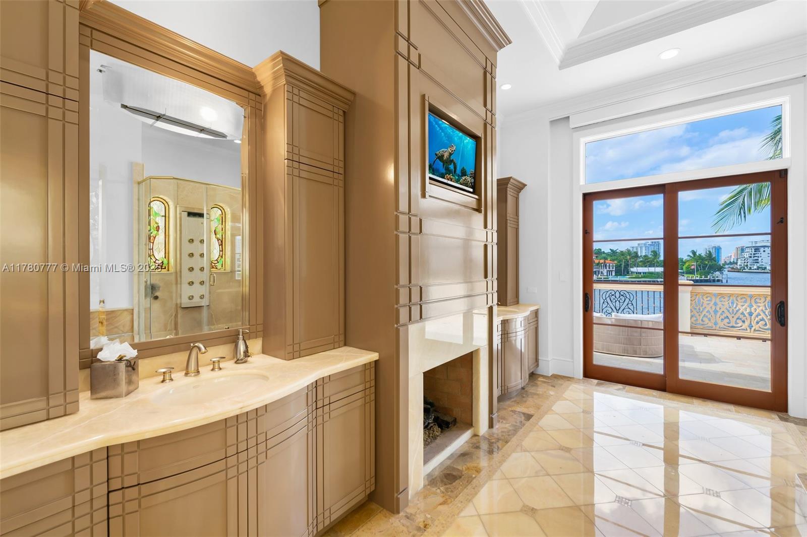LAUDERDALE ISLES RE-AMEND - Residential