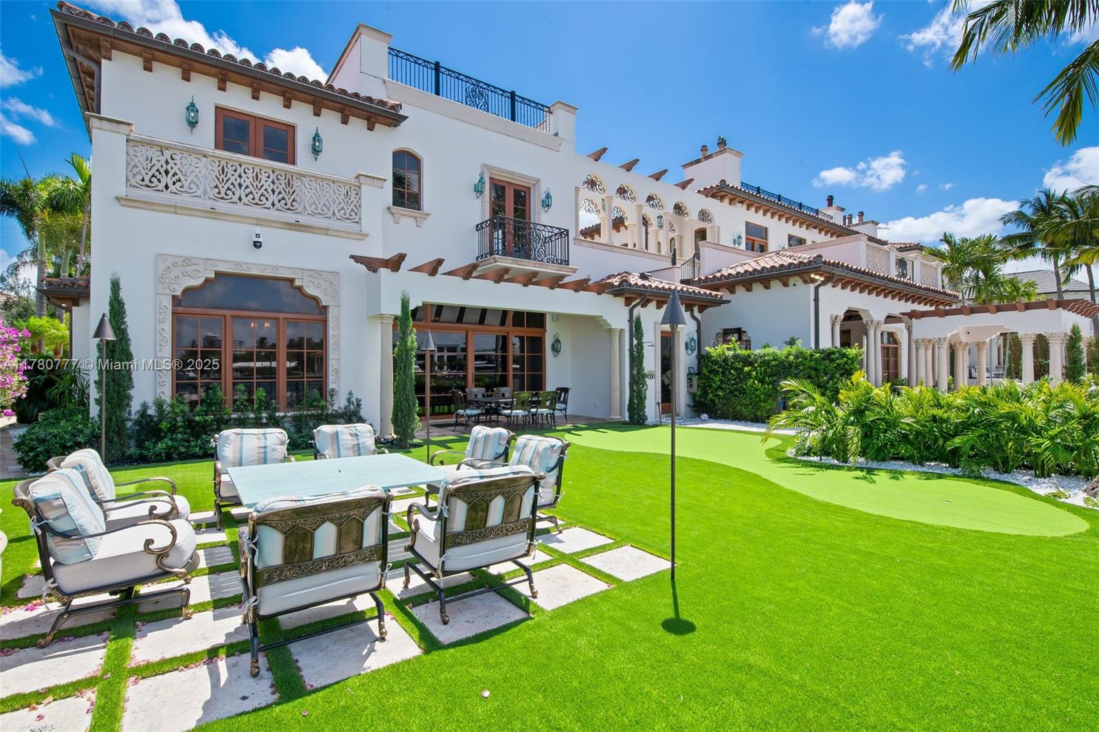 LAUDERDALE ISLES RE-AMEND - Residential