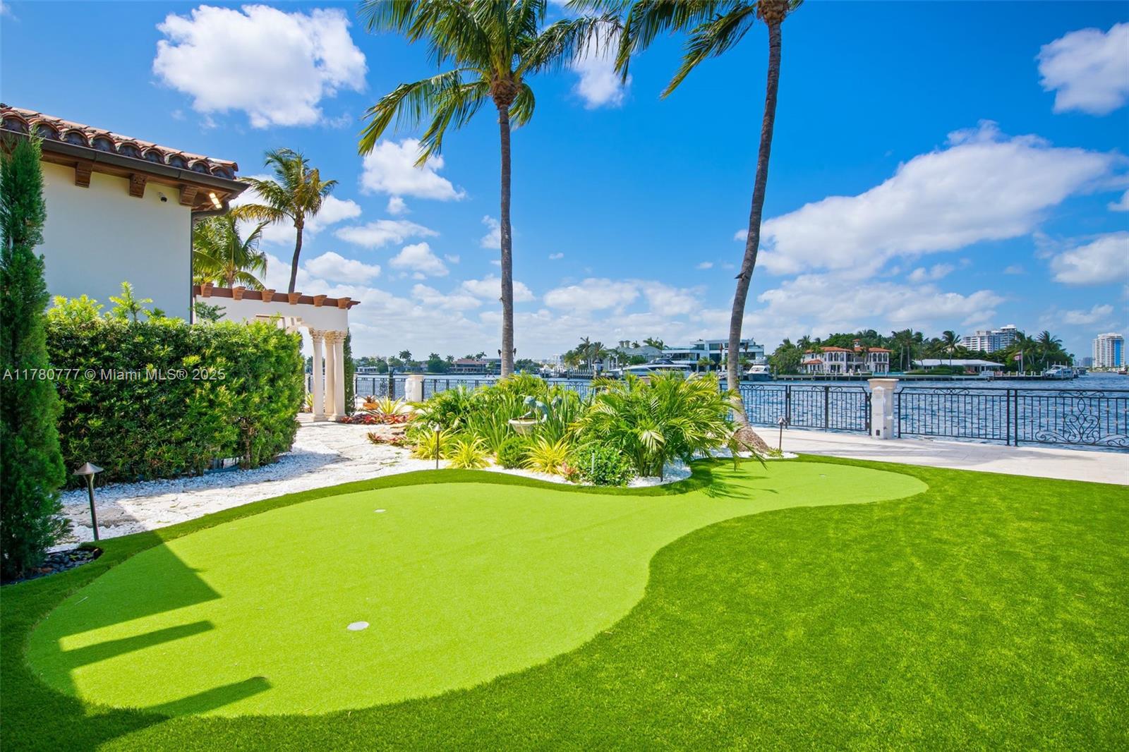 LAUDERDALE ISLES RE-AMEND - Residential