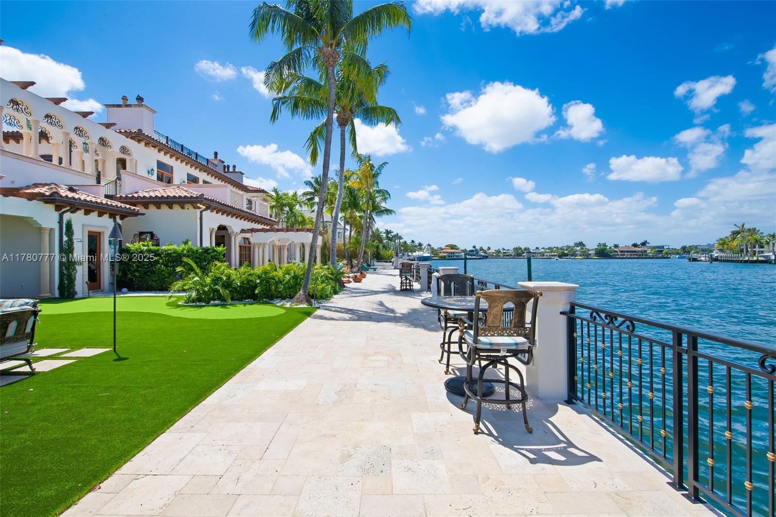 LAUDERDALE ISLES RE-AMEND - Residential