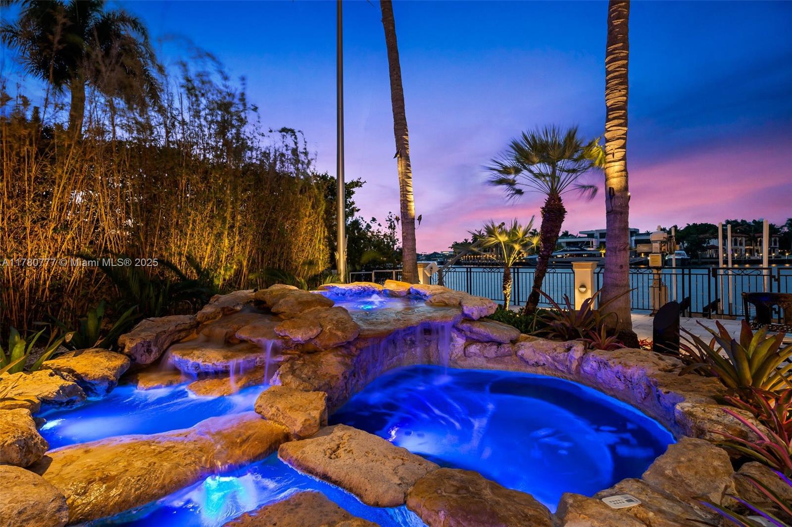 LAUDERDALE ISLES RE-AMEND - Residential