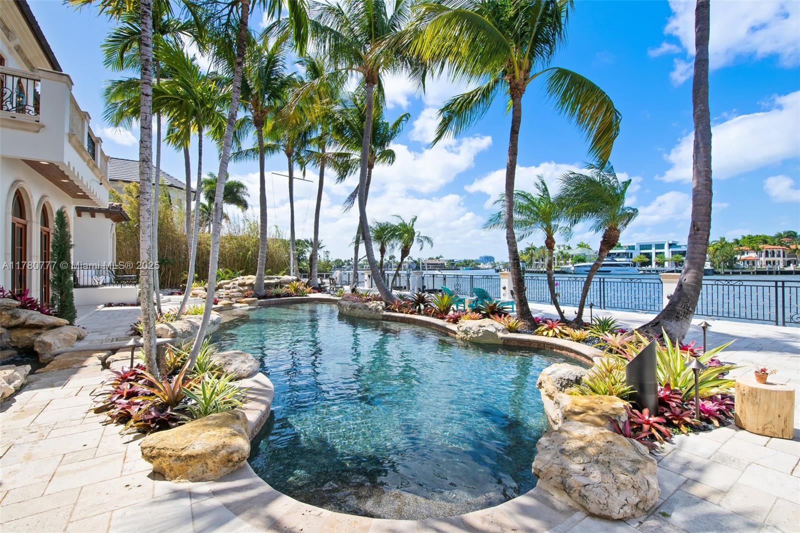 LAUDERDALE ISLES RE-AMEND - Residential