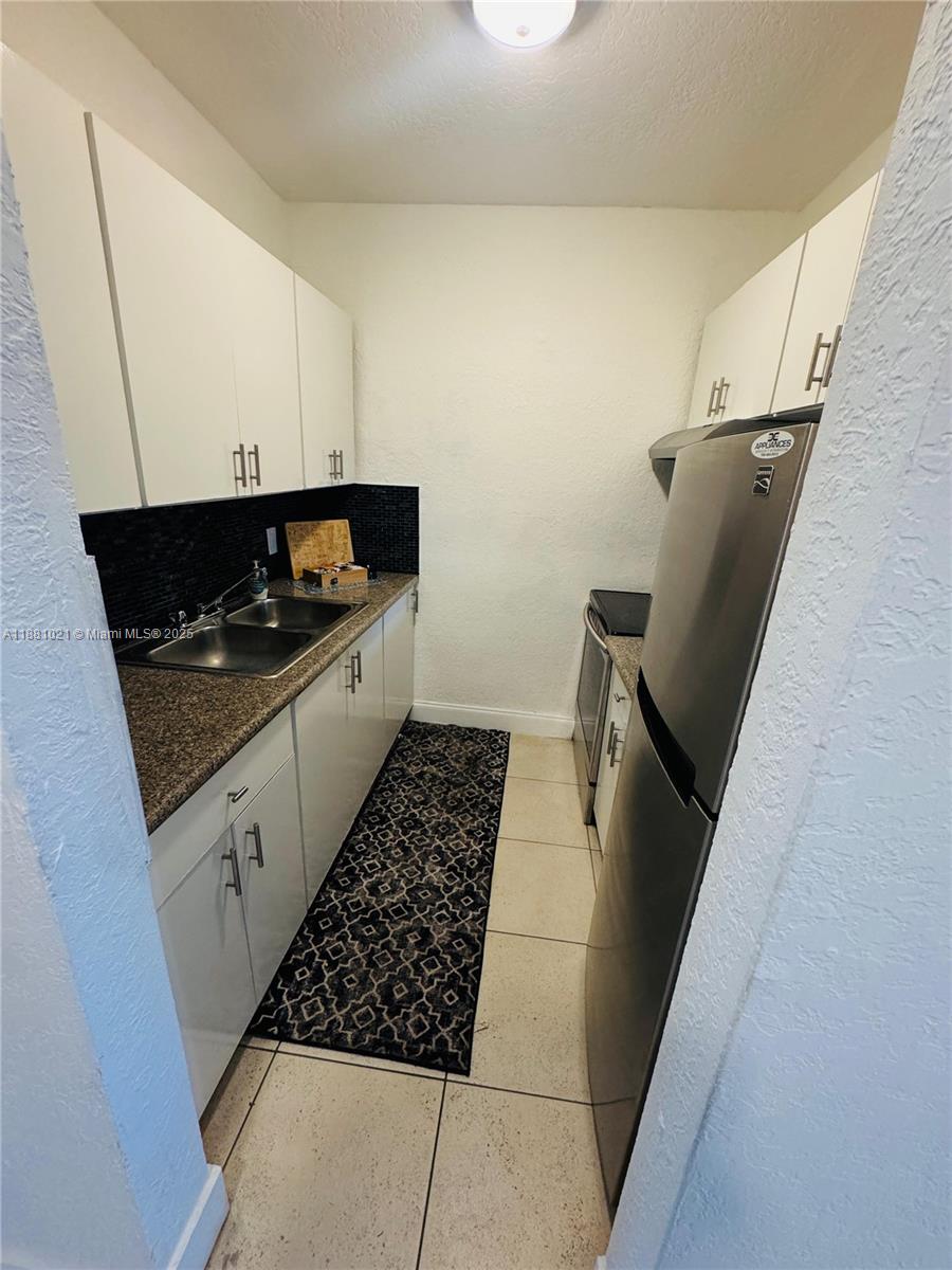 1403 NW 103rd St 304