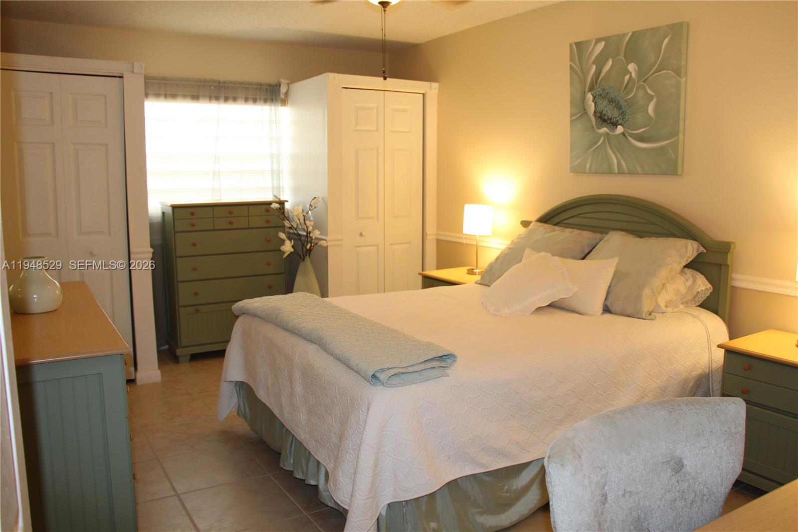 MEADOWS CONDO - Residential