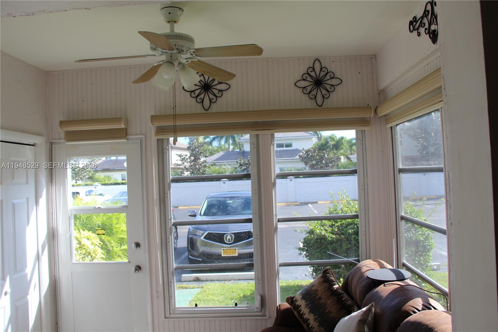 MEADOWS CONDO - Residential