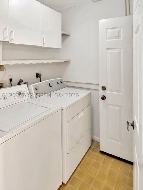 Tiny photo for 707 SE 22nd Dr, Homestead, FL 33033 (MLS # A12042632)