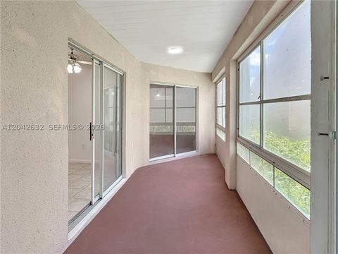 Tiny photo for 707 SE 22nd Dr, Homestead, FL 33033 (MLS # A12042632)