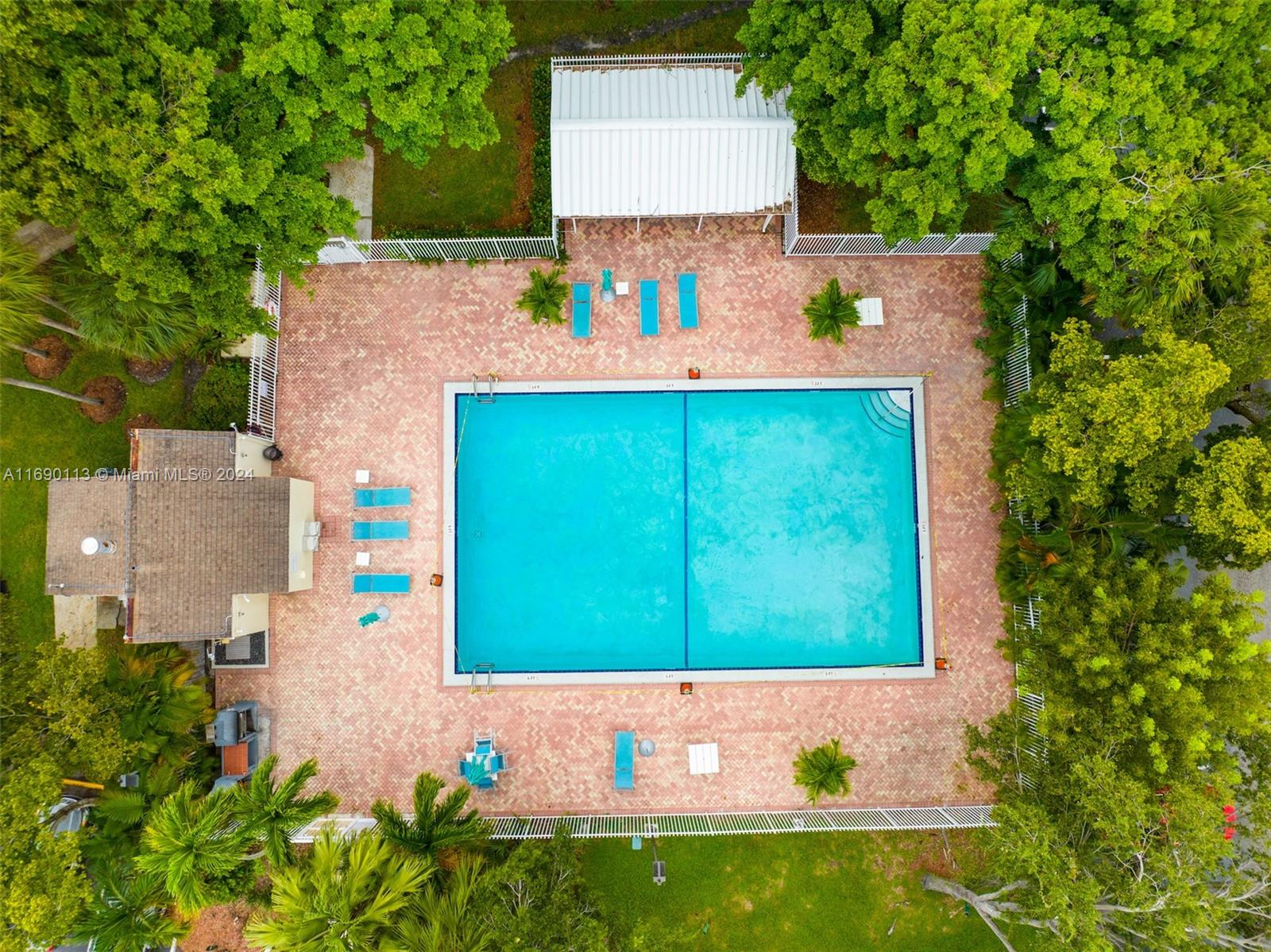 VILLA DORADA CONDO NO 2 - Residential