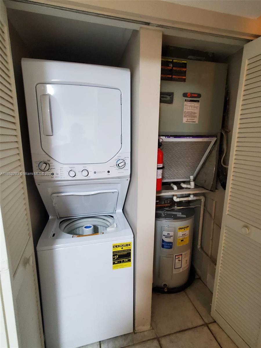 DADELAND COVE SEC 2 - Residential