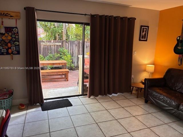 DADELAND COVE SEC 2 - Residential