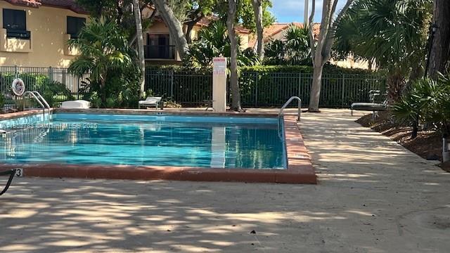 10170 SW 77th Ct