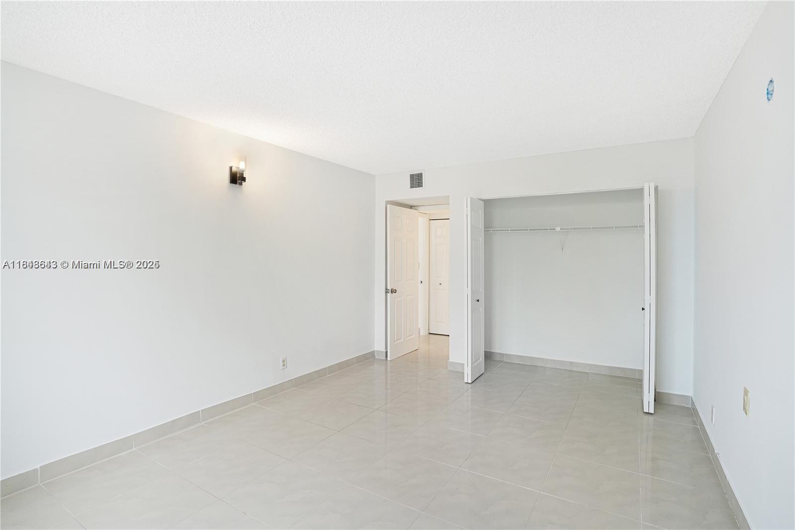 3800 S Ocean Dr 414