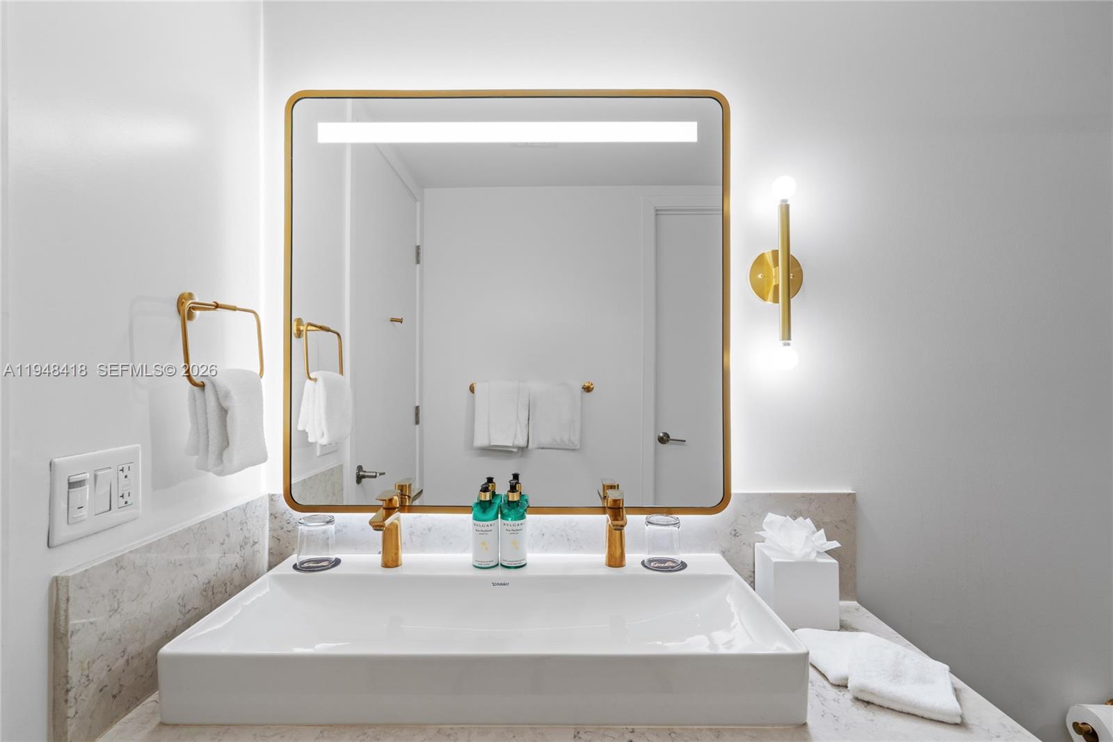 GALE CONDO HOTEL AND RESID - Residential