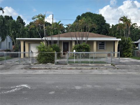 961 E 32nd St Hialeah FL 33013