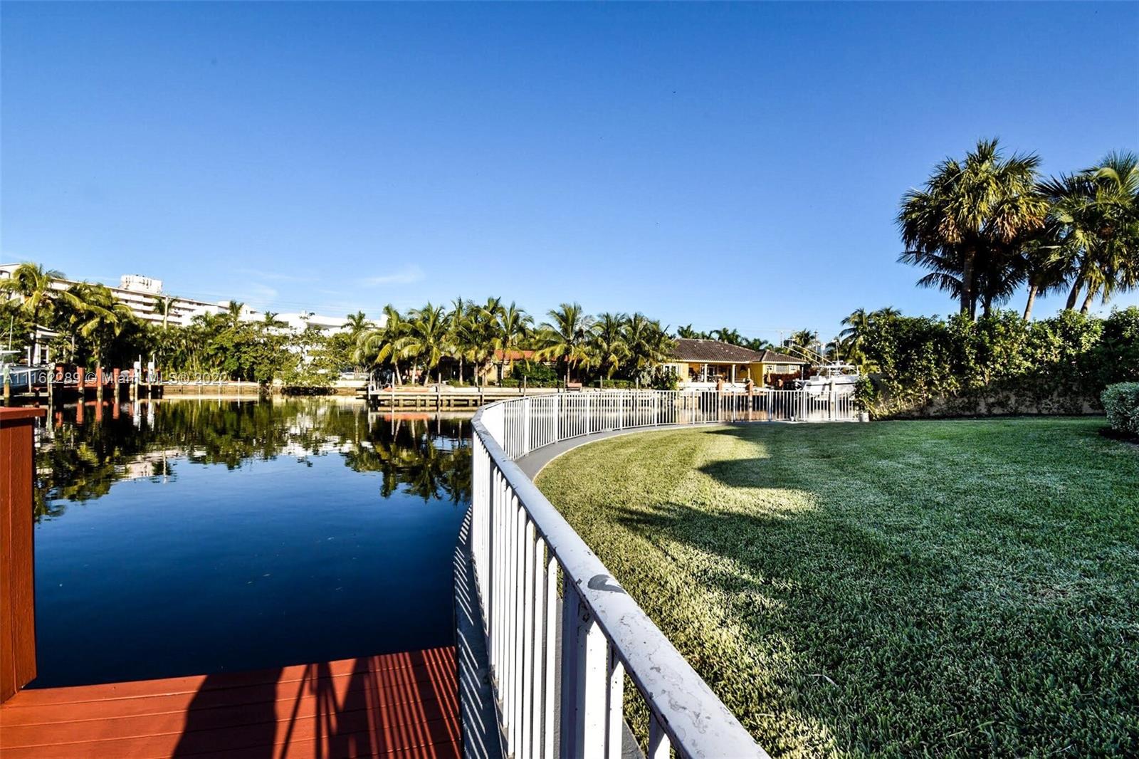 EASTERN SHORES - Residential