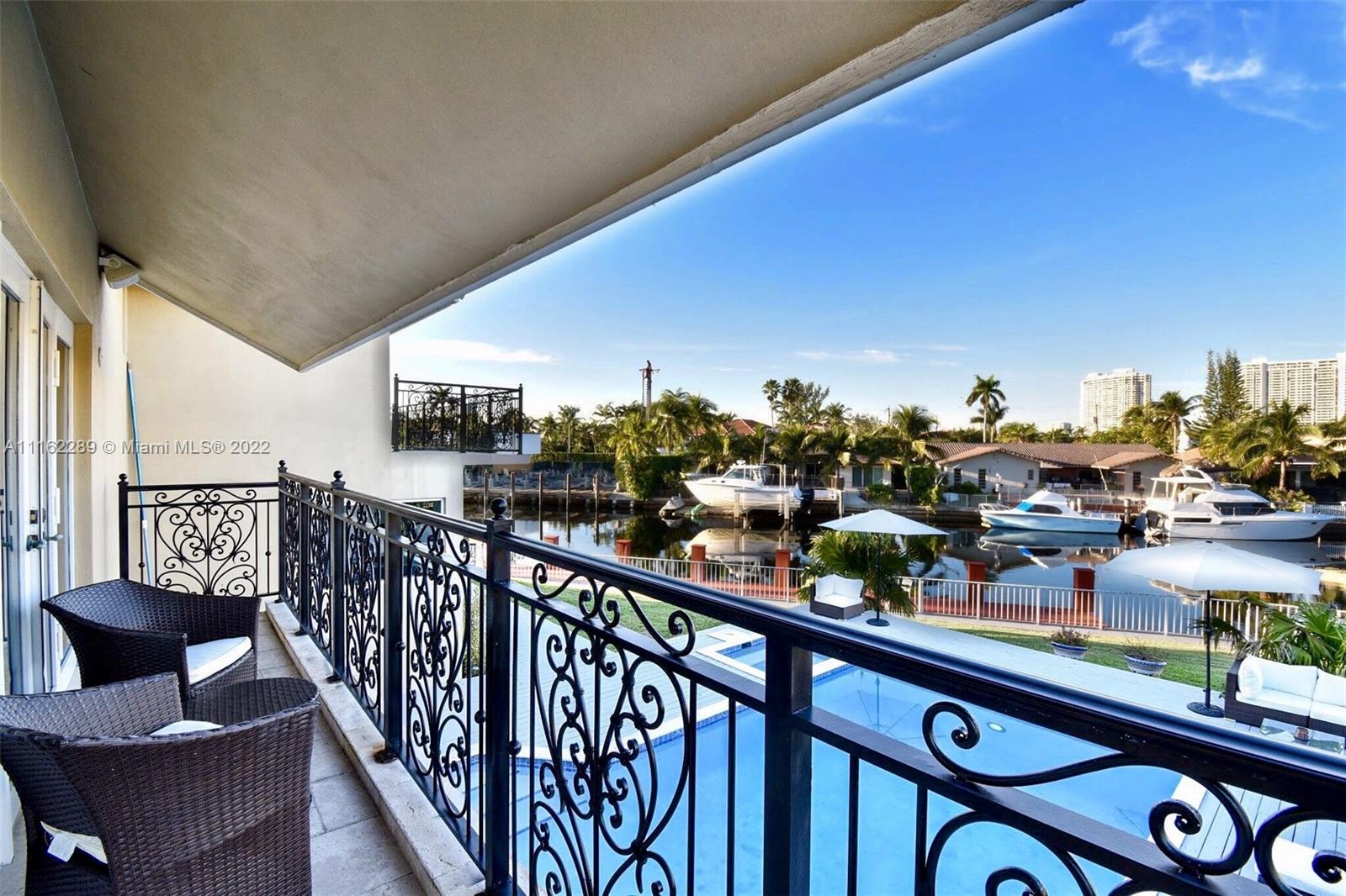 EASTERN SHORES - Residential