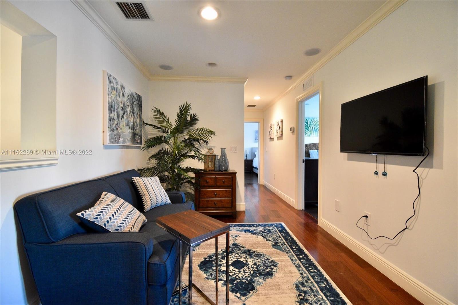 EASTERN SHORES - Residential