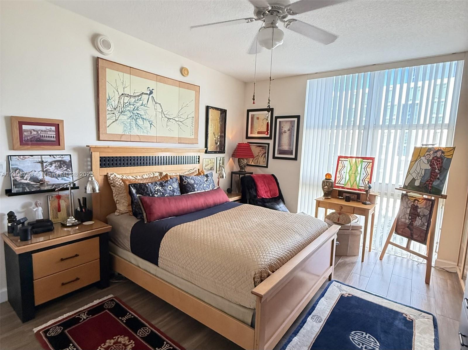 CITYPLACE SOUTH TOWER CON - Residential