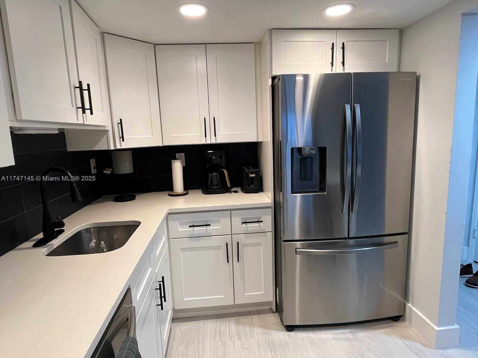 20355 NE 34 CT 2429