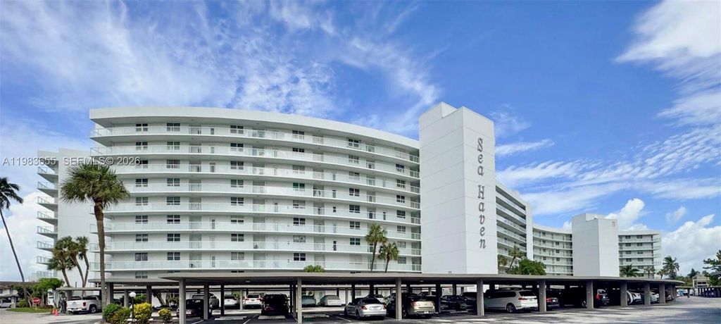 Photo of 2731 NE 14th St Causeway #335, Pompano Beach, FL 33062 (MLS # A11983655)