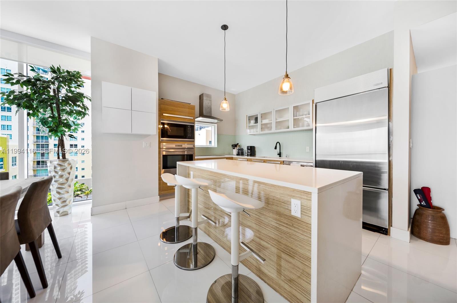 2020 N Bayshore Dr 710