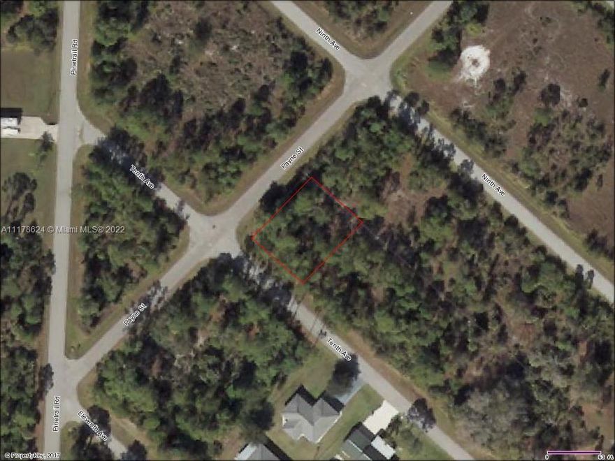 Owners and Developers! Great opportunity to own a 8,000 sf lot in the growing and beautiful community of Punta Gorda. The buildable lot is ready for development with a single-family zoning use, front street access, and much more. The greater Charlotte area is comprised of beautiful homes with centralized regional and neighborhood commercial and retail centers, schools, throughout. This vacant lot will not last! Call us now for more information...